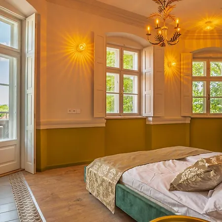 Bed & Breakfast Kaštieľ