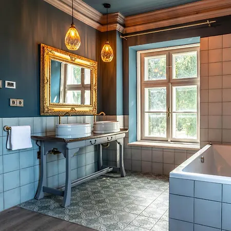 Kastiel Bed & Breakfast Nana