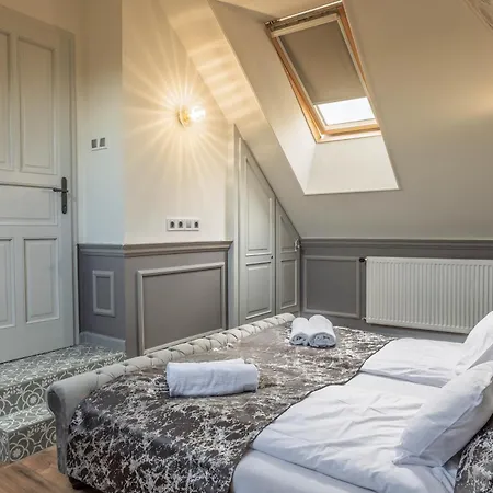 Kaštieľ Bed & Breakfast 4*